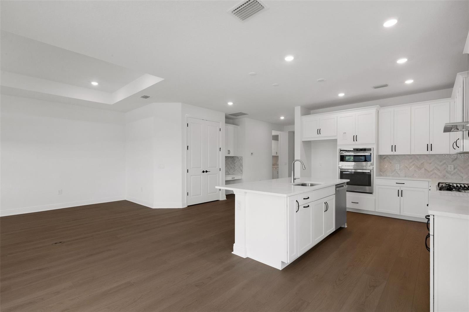 9670 CRYSTAL ISLES CIR, SARASOTA, FL, 34241
