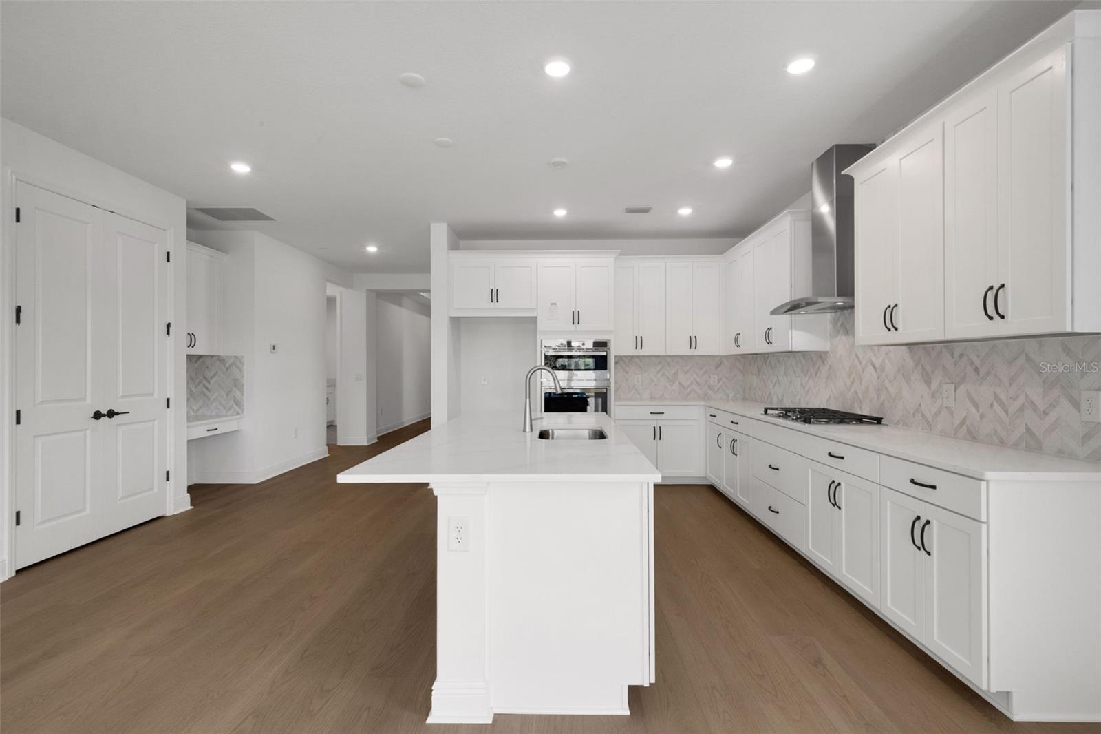 9670 CRYSTAL ISLES CIR, SARASOTA, FL, 34241