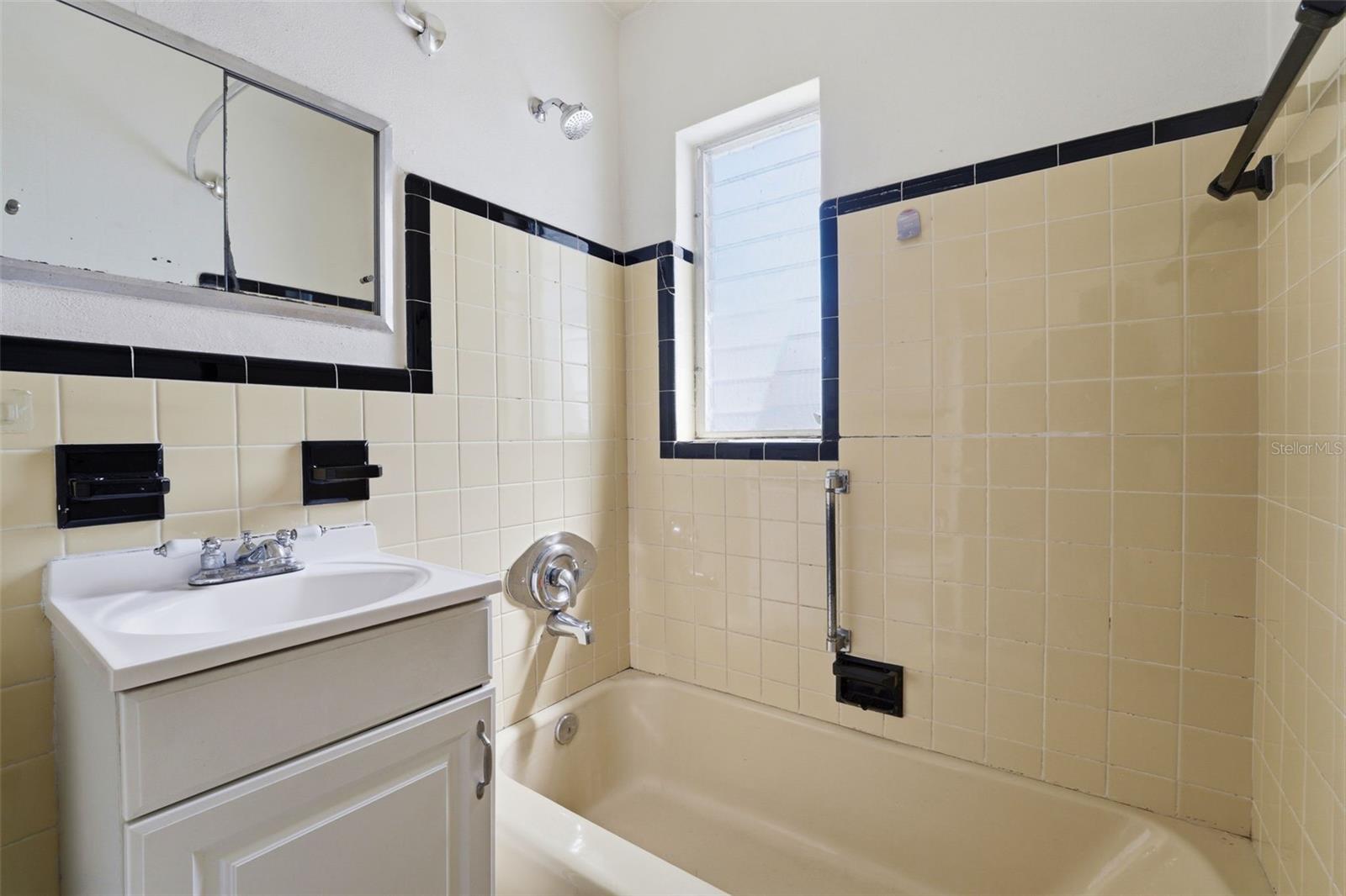 3236 NORMANDY DR, PORT CHARLOTTE, FL, 33952