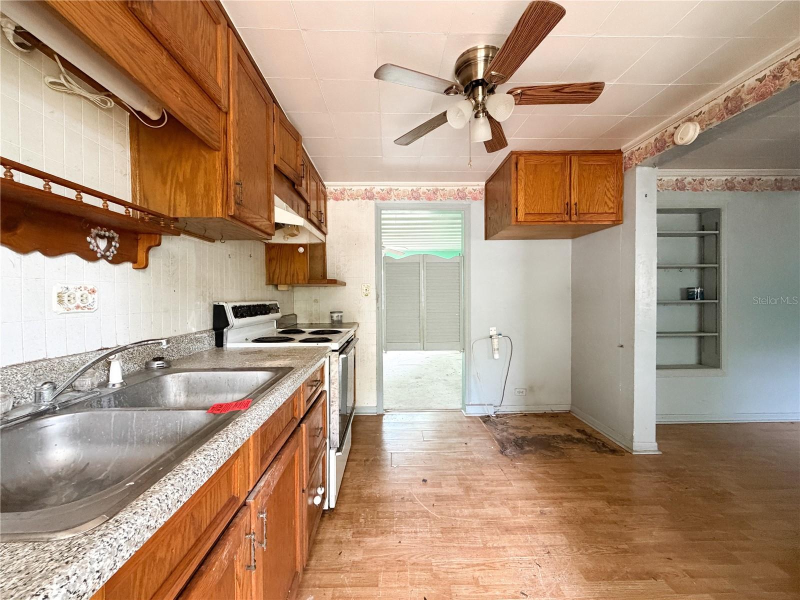 18720 NW 243RD ST, HIGH SPRINGS, FL, 32643