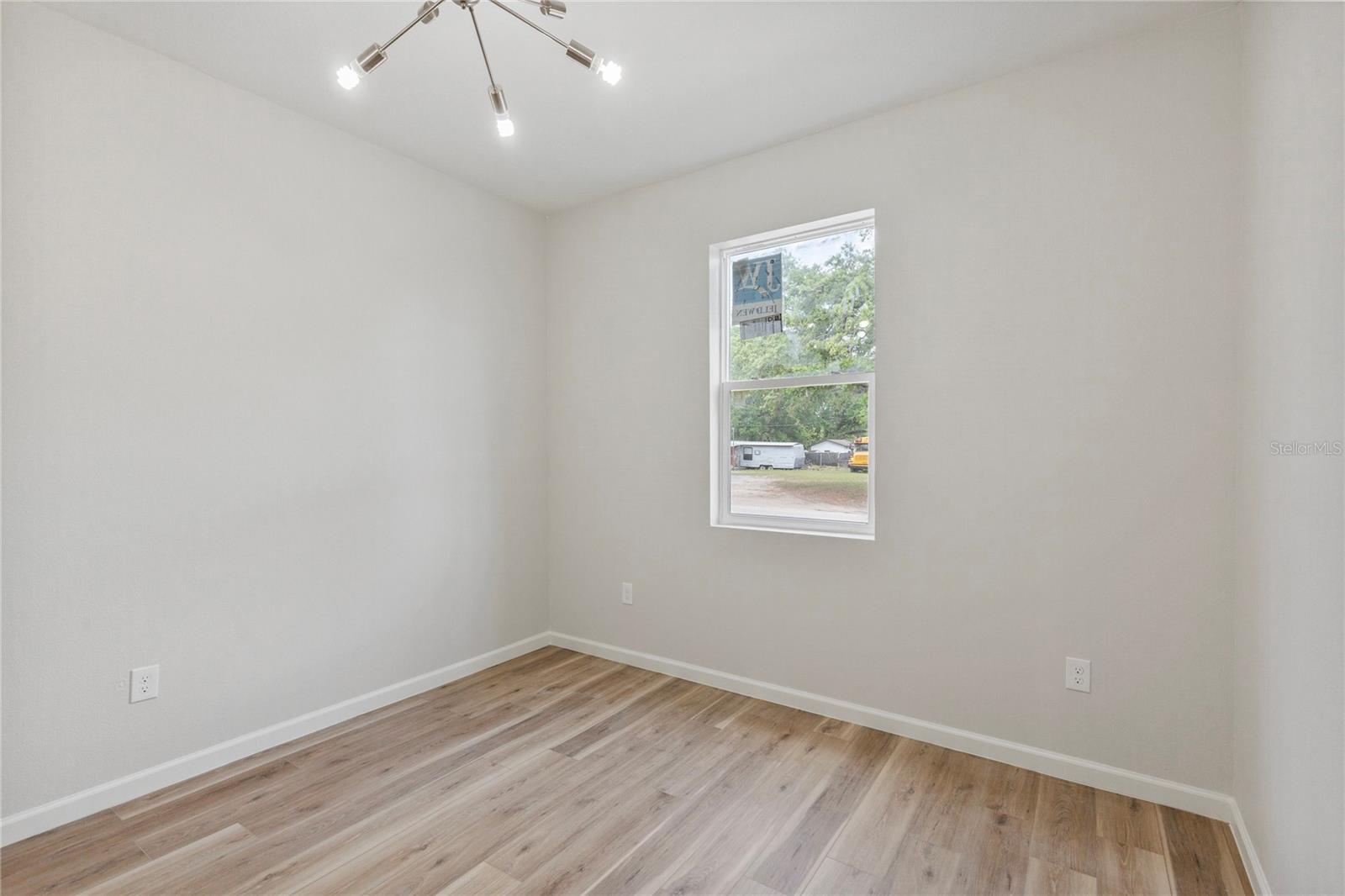 809 E 131ST AVE, TAMPA, FL, 33612