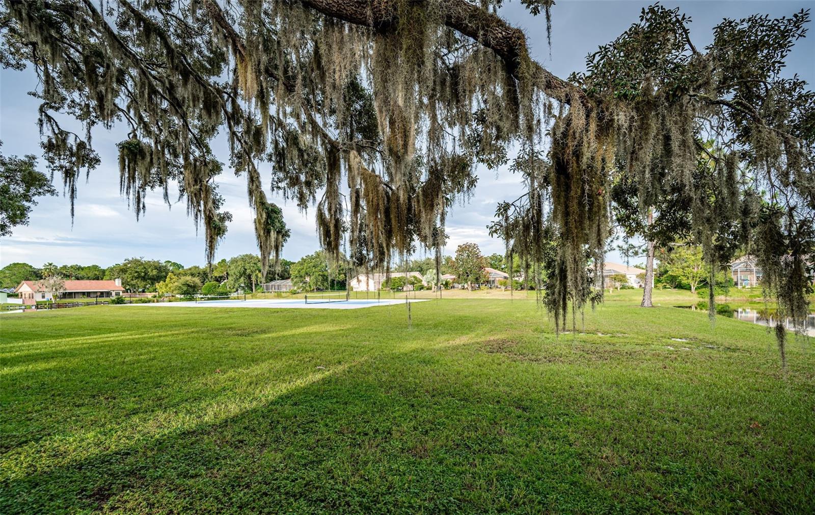 Whispering Lakes Park