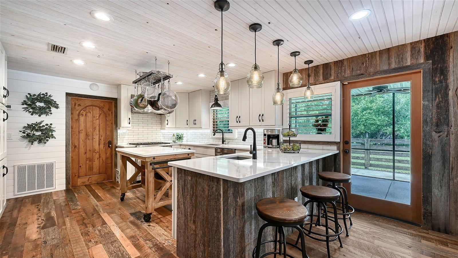 6521 219TH ST E, BRADENTON, FL, 34211