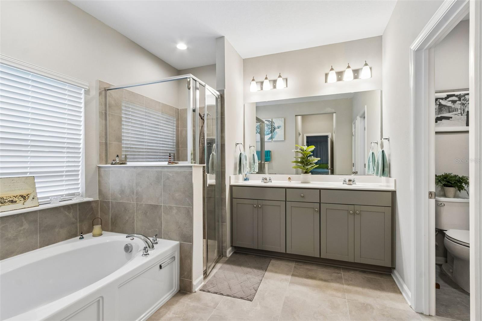 250 DAYDREAM AVE, YULEE, FL, 32097