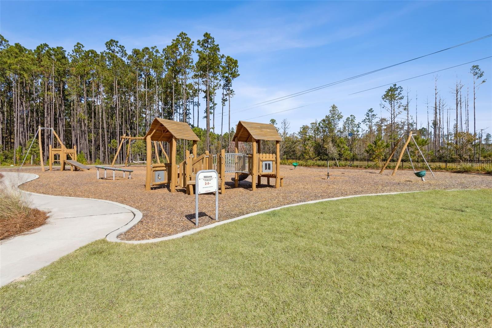 250 DAYDREAM AVE, YULEE, FL, 32097