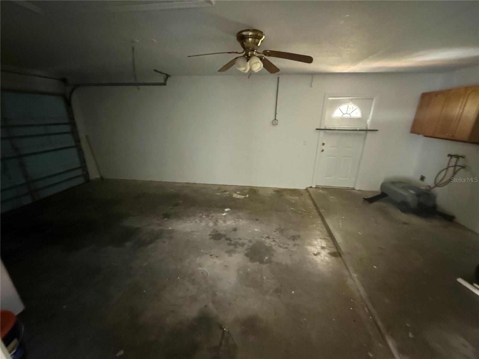 15816 MULLINS BLVD, UMATILLA, FL, 32784