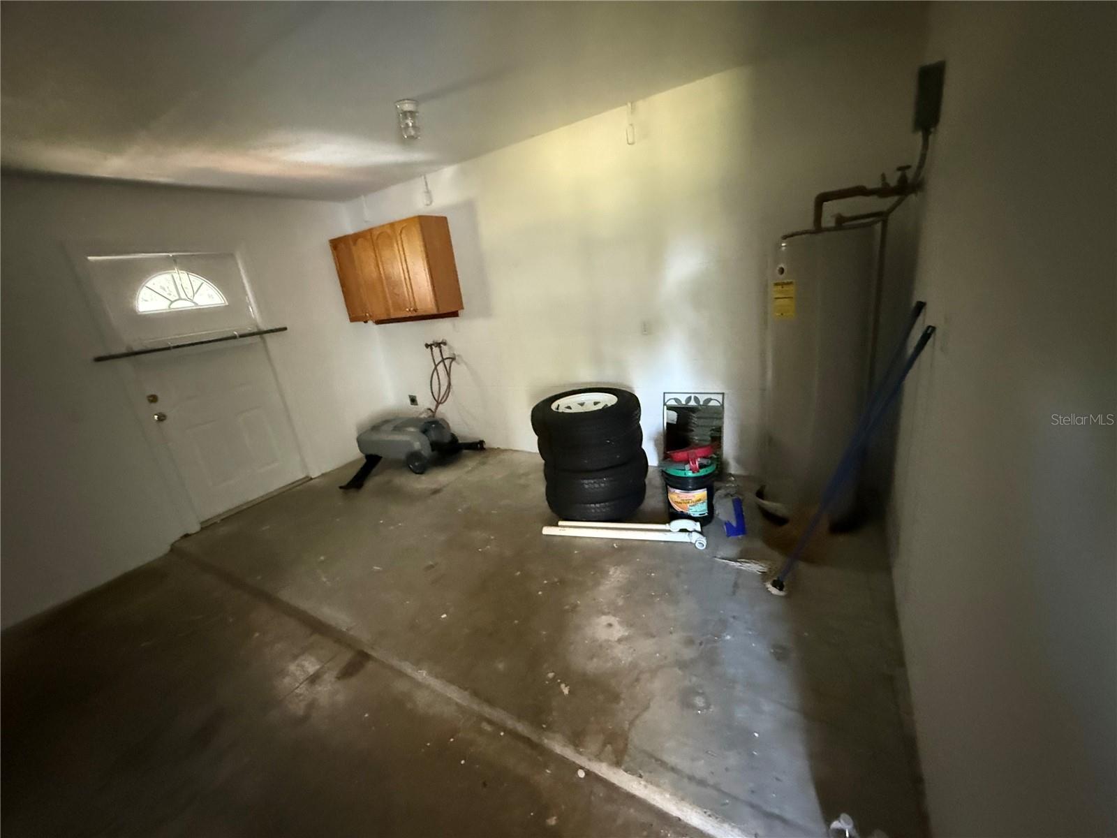 15816 MULLINS BLVD, UMATILLA, FL, 32784