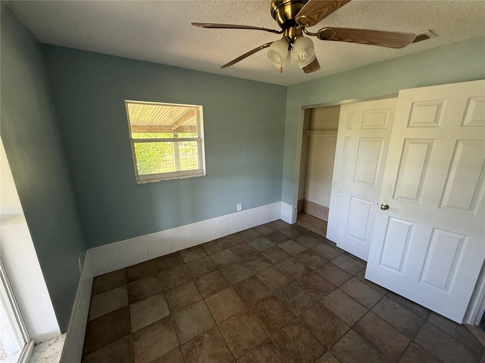 15816 MULLINS BLVD, UMATILLA, FL, 32784