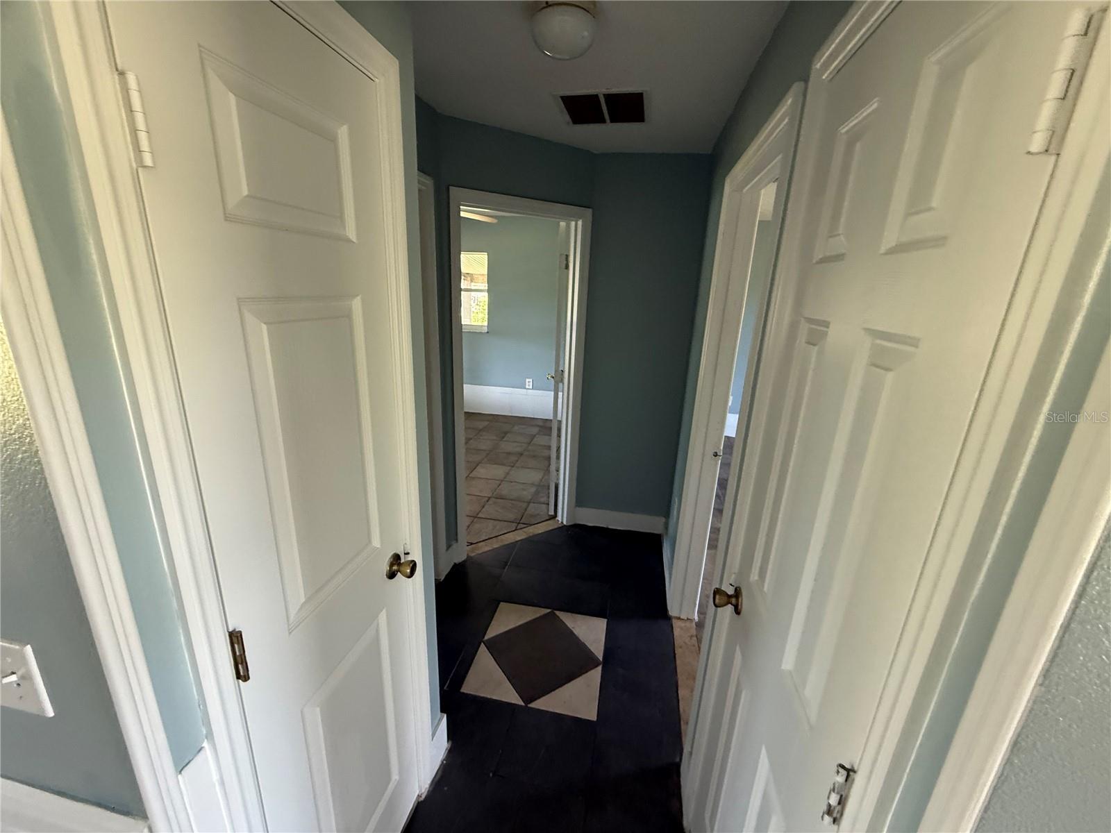 15816 MULLINS BLVD, UMATILLA, FL, 32784