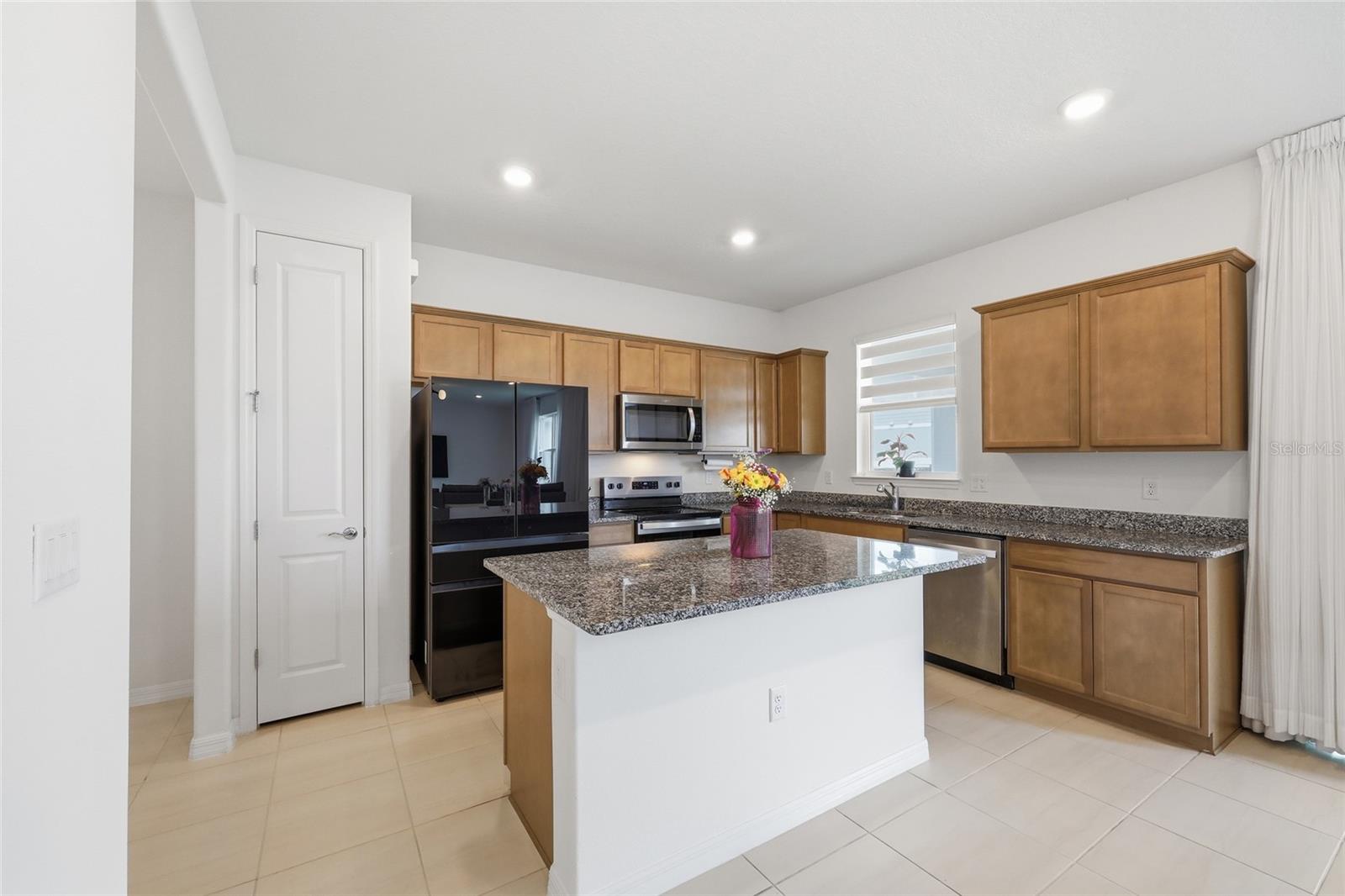 6711 WILLOW VIEW AVE, ORLANDO, FL, 32829