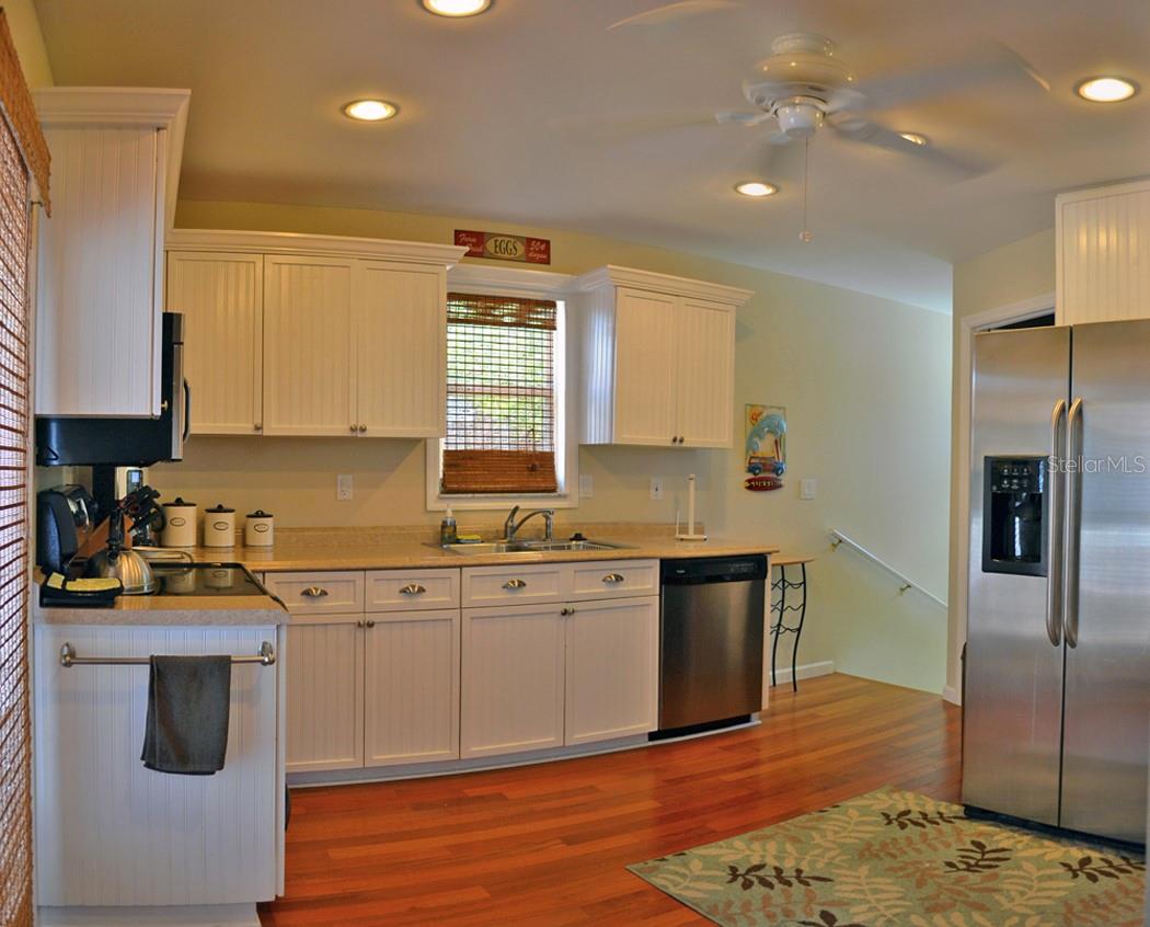 5157 SANDY BEACH AVE, SARASOTA, FL, 34242