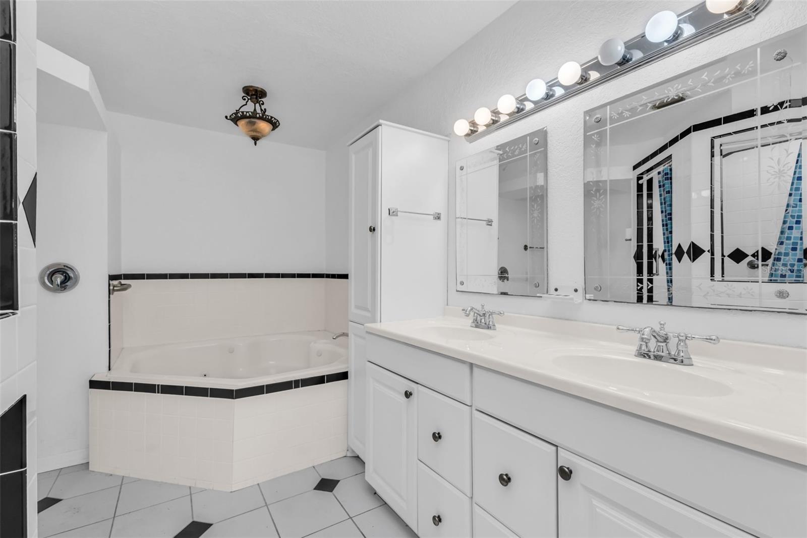 23220 ROUNTREE AVE, PORT CHARLOTTE, FL, 33980