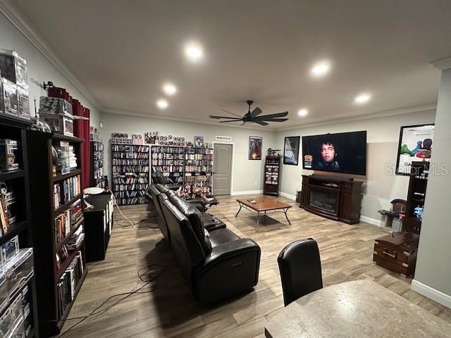 358 KNOT HOLE CIR, CHULUOTA, FL, 32766