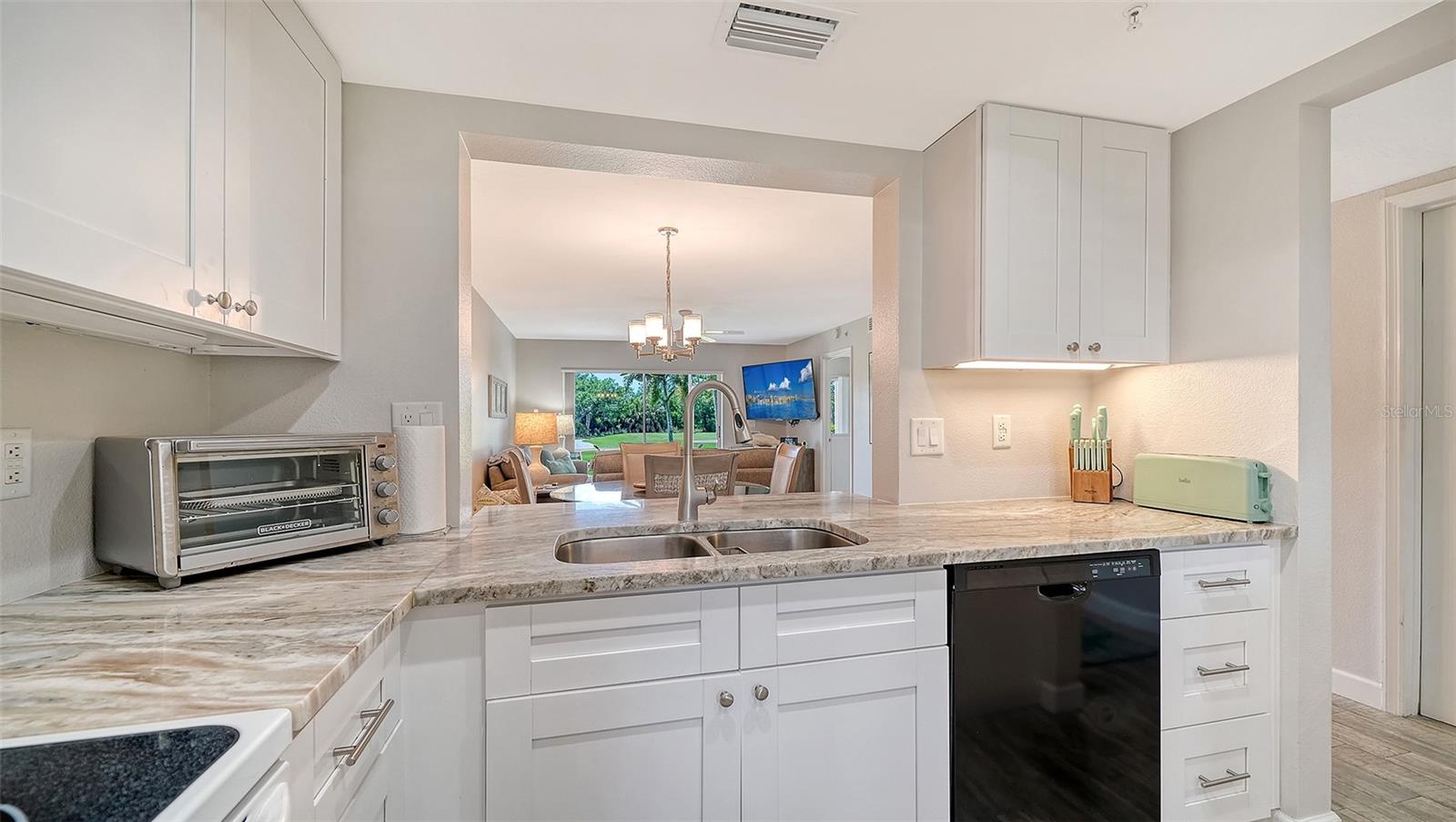 9320 CLUBSIDE CIR #2106, SARASOTA, FL, 34238