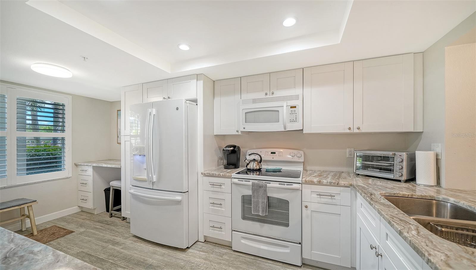 9320 CLUBSIDE CIR #2106, SARASOTA, FL, 34238
