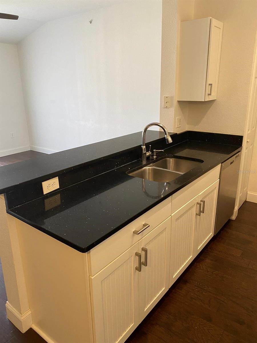 5475 VINELAND RD #8311, ORLANDO, FL, 32811