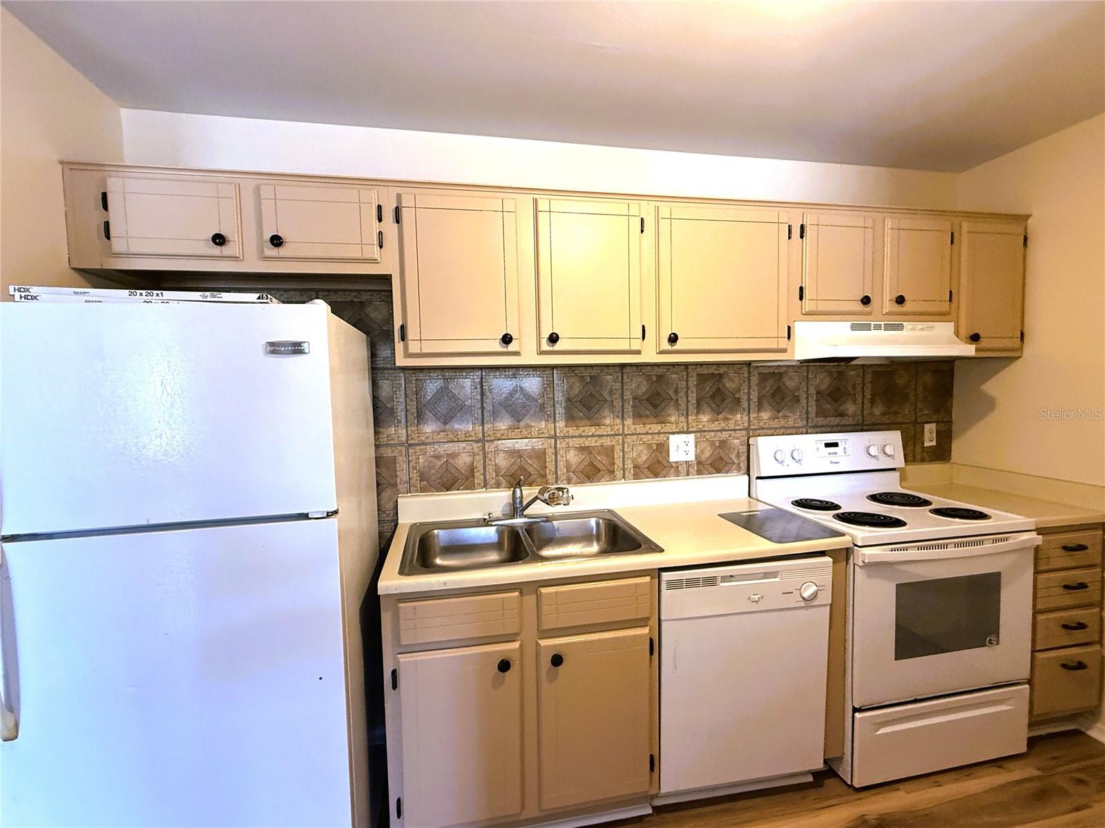 1400 GANDY BLVD N #505, ST PETERSBURG, FL, 33702