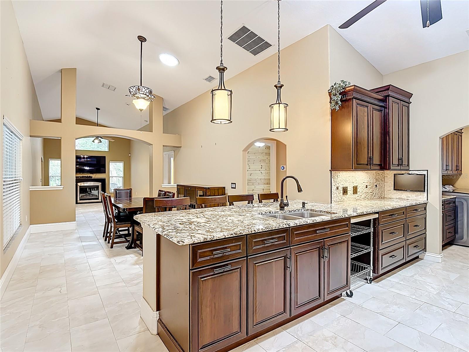 2514 CAITHNESS WAY, CLERMONT, FL, 34714