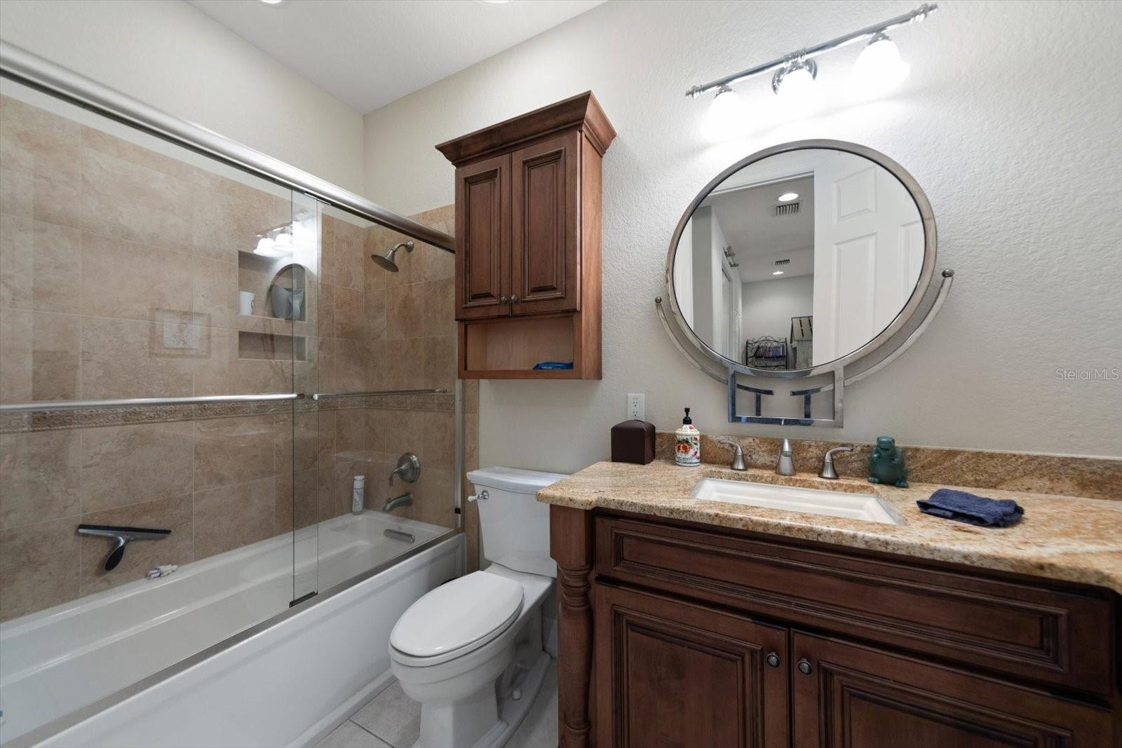 305 EASTLEIGH DR, BELLEAIR, FL, 33756
