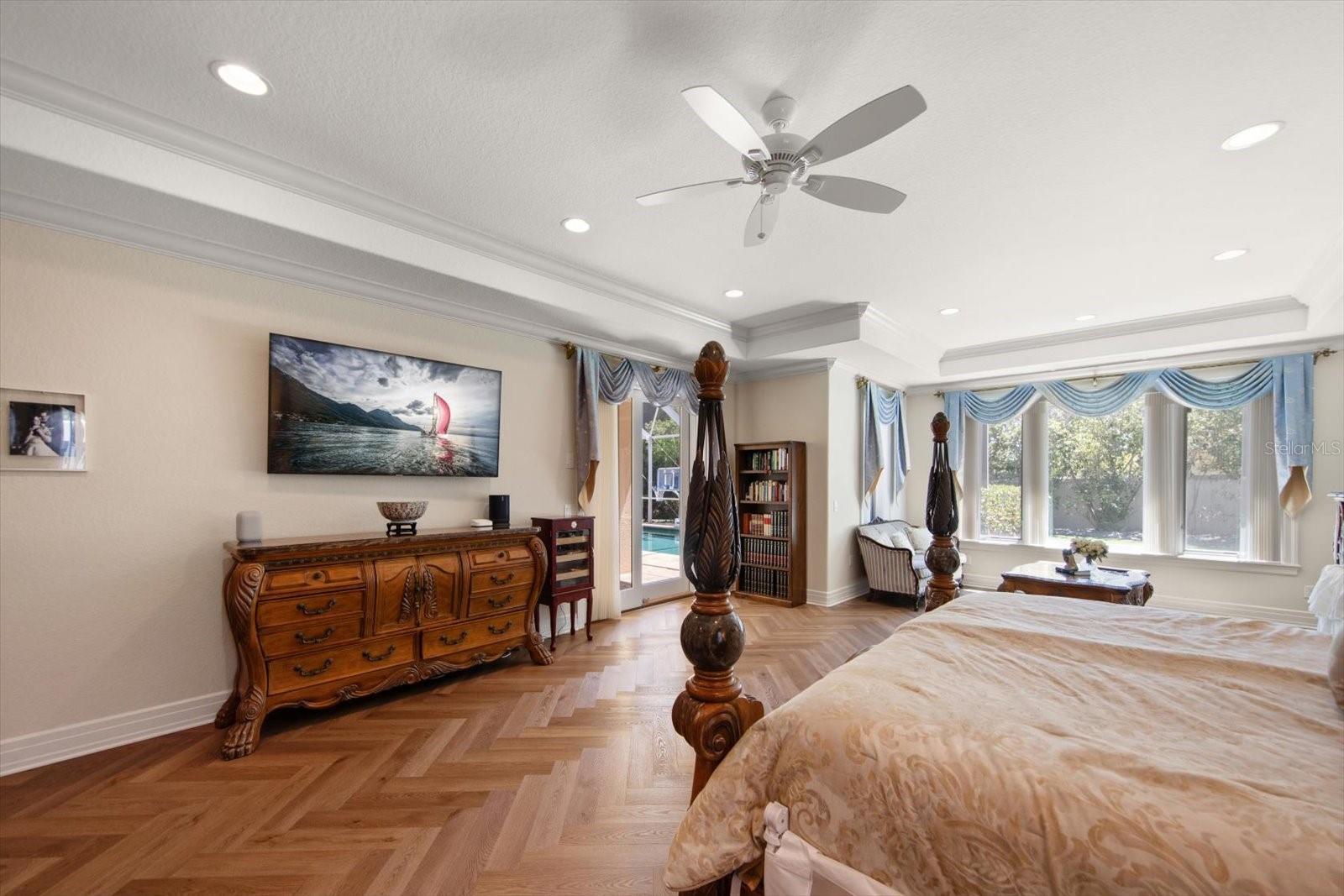 305 EASTLEIGH DR, BELLEAIR, FL, 33756