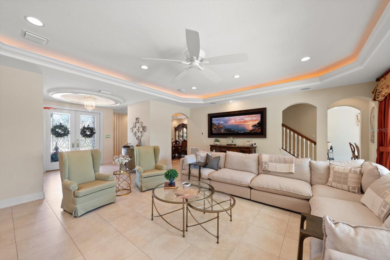 305 EASTLEIGH DR, BELLEAIR, FL, 33756