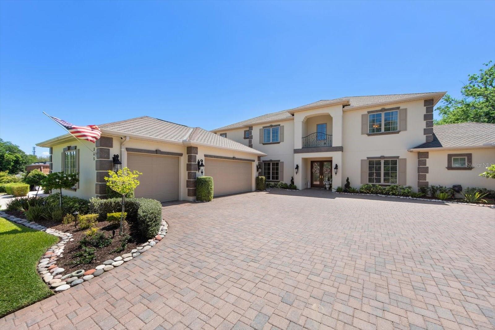 305 EASTLEIGH DR, BELLEAIR, FL, 33756