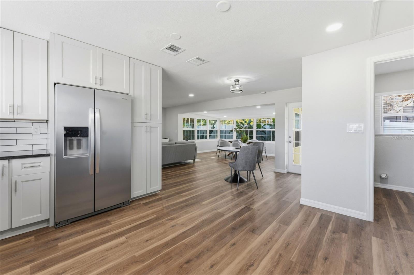 110 92ND AVE NE, ST PETERSBURG, FL, 33702