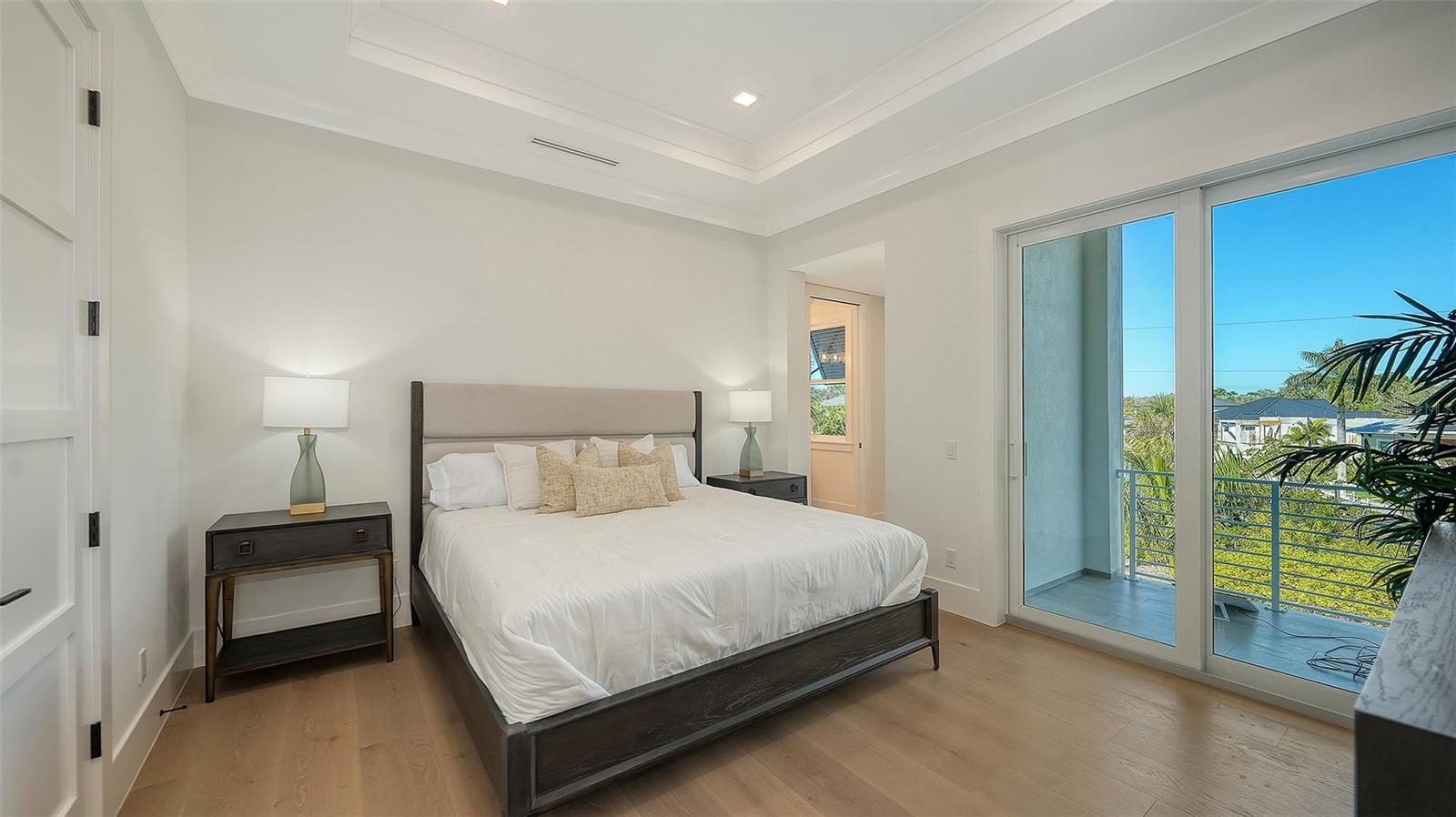 558 VENICE LN, SARASOTA, FL, 34242