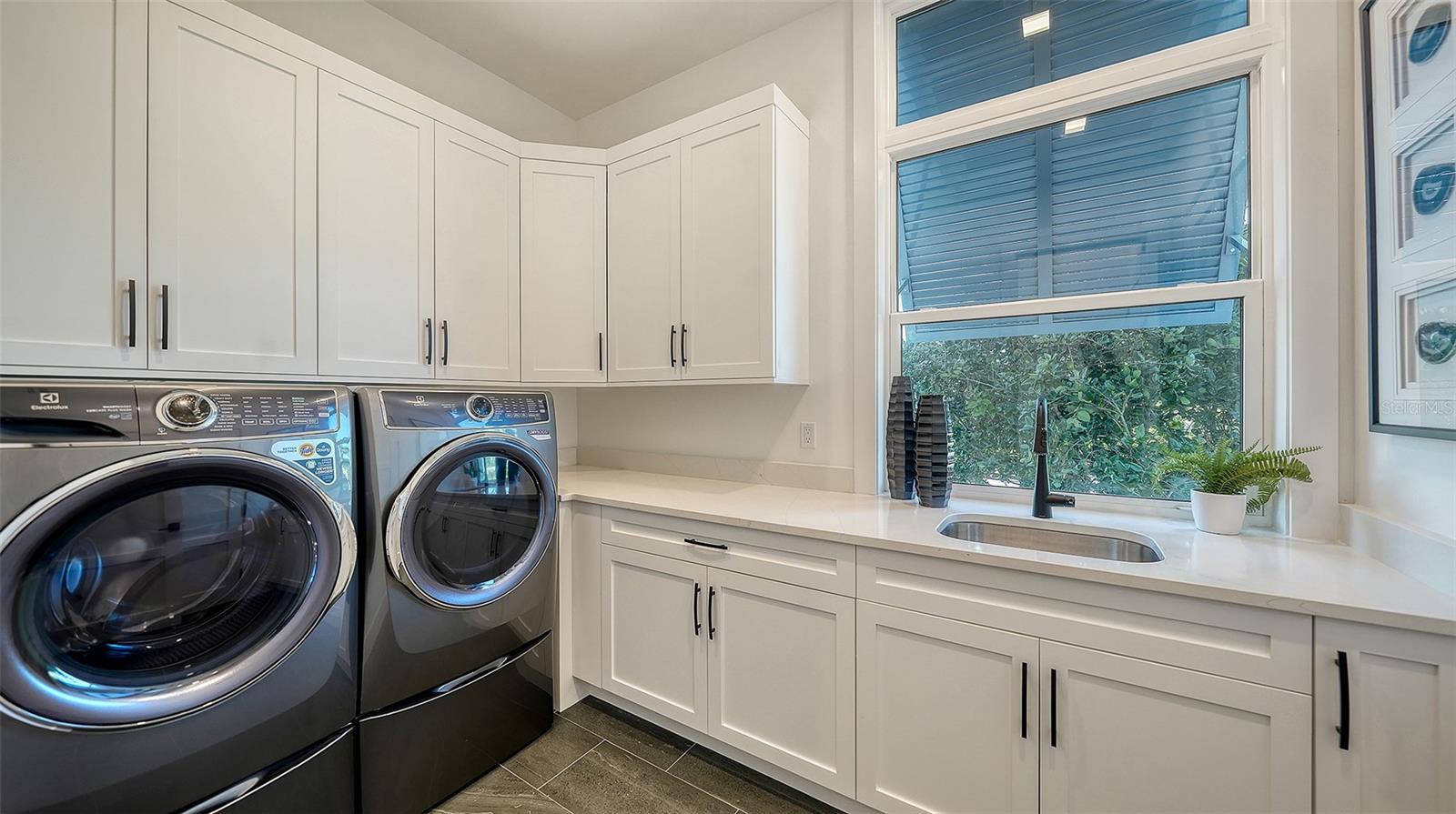 558 VENICE LN, SARASOTA, FL, 34242