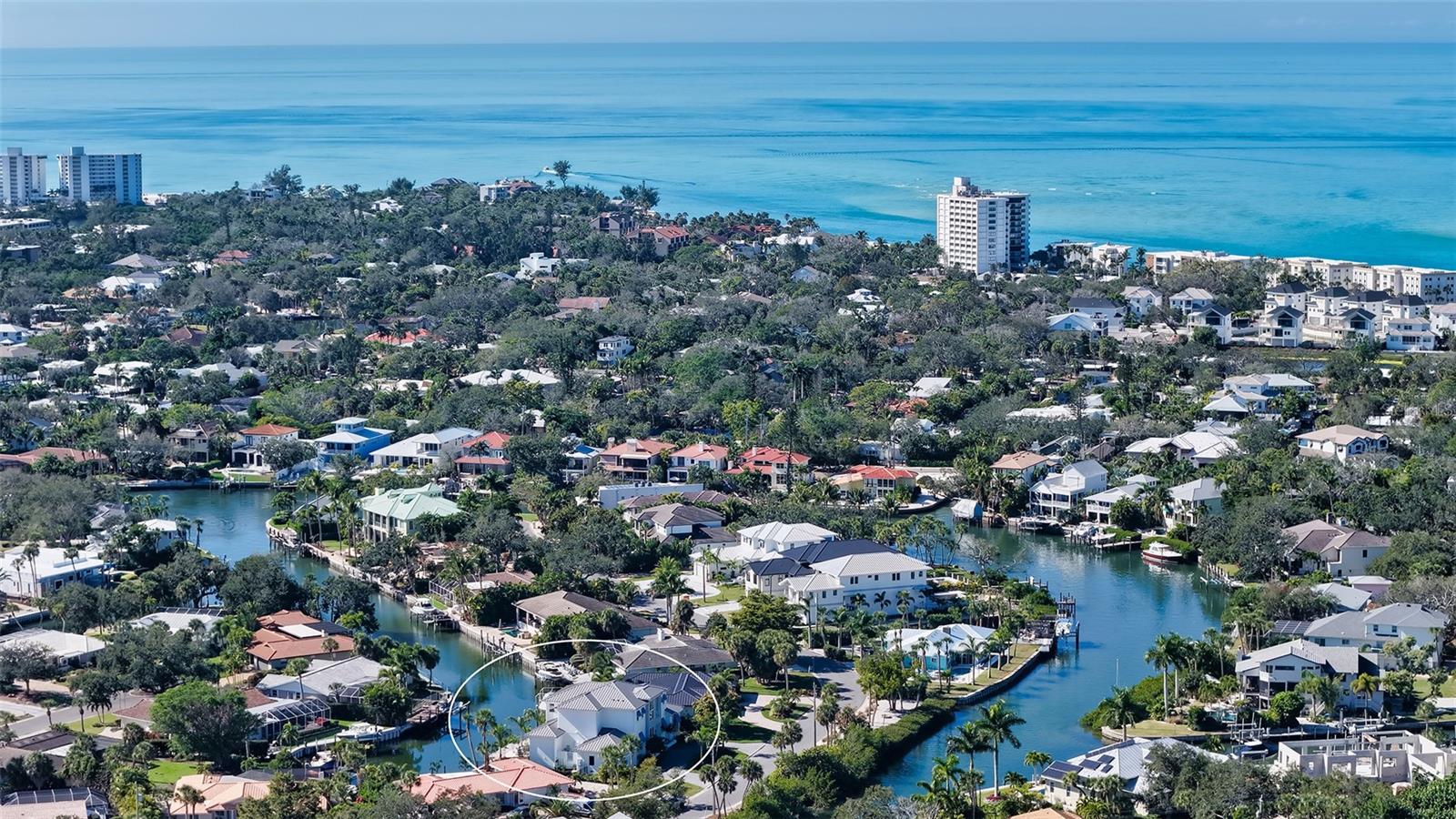 558 VENICE LN, SARASOTA, FL, 34242