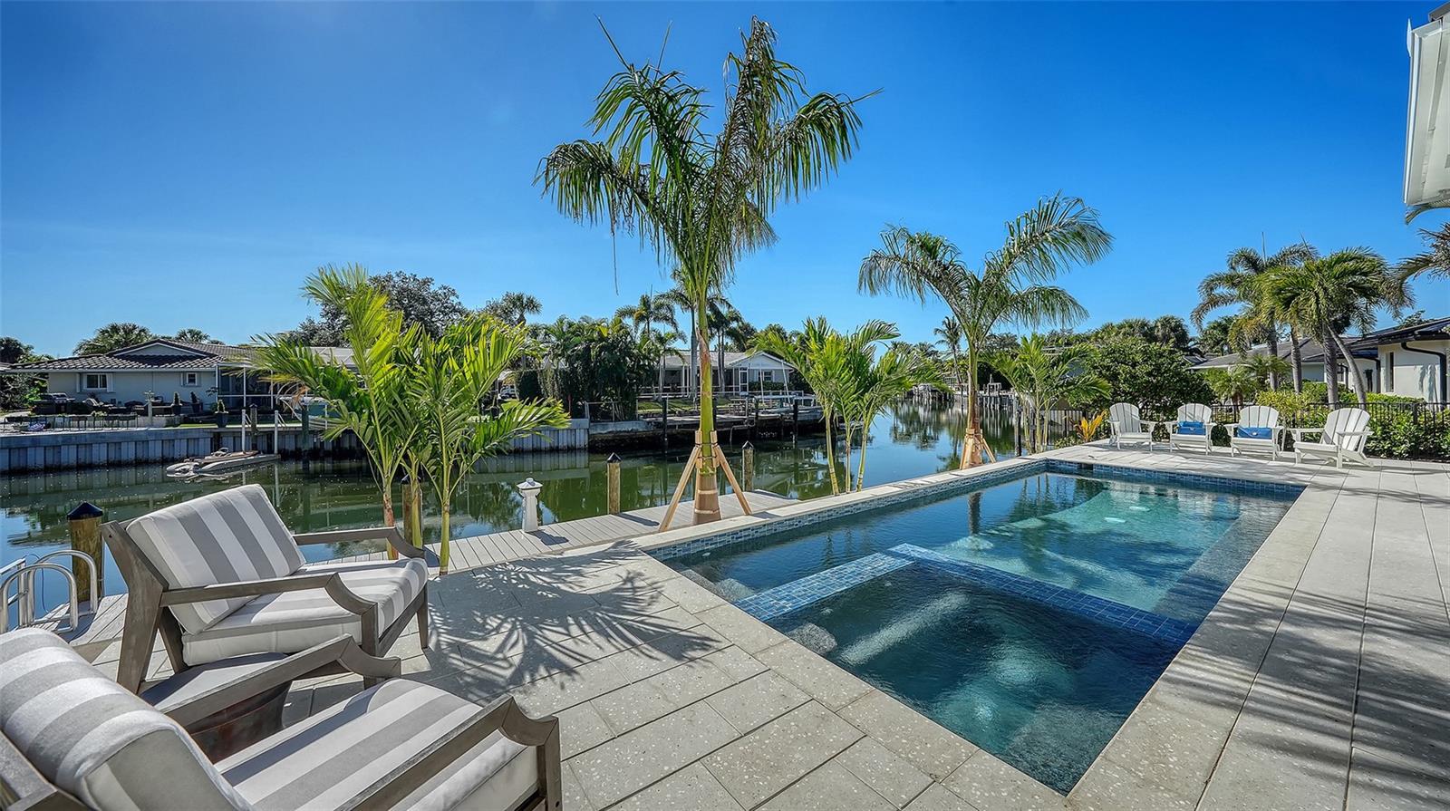 558 VENICE LN, SARASOTA, FL, 34242