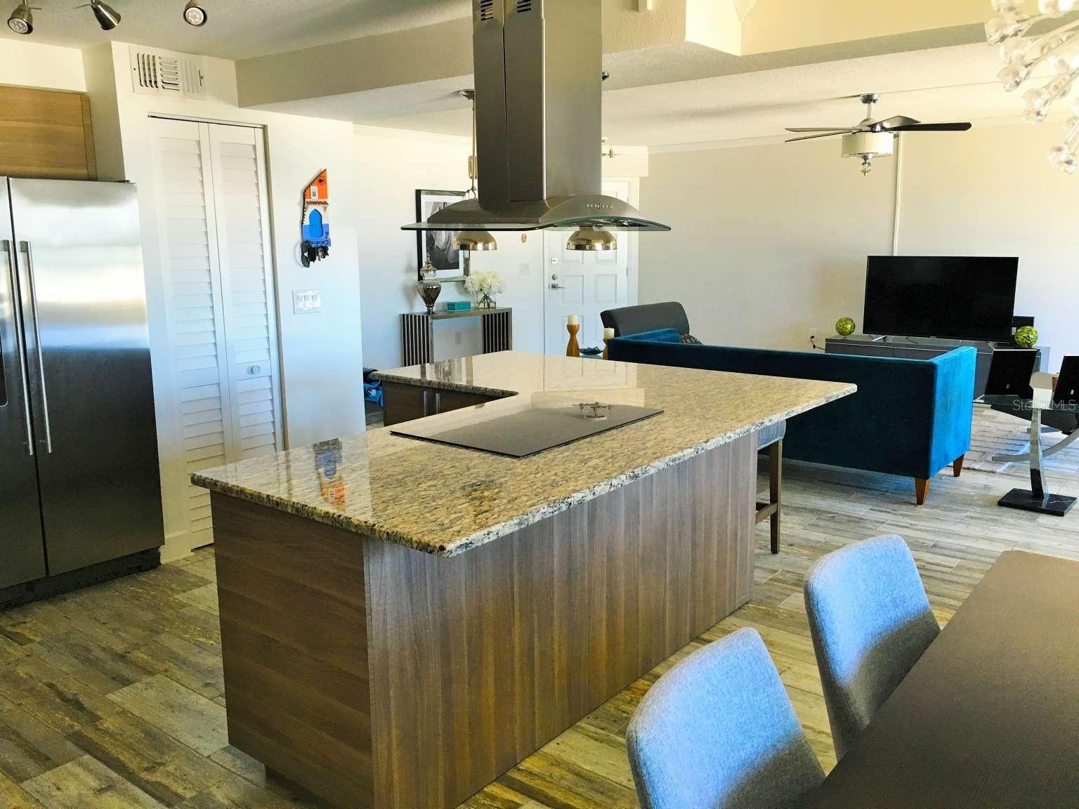 5000 GULF BLVD #303, ST PETERSBURG, FL, 33706