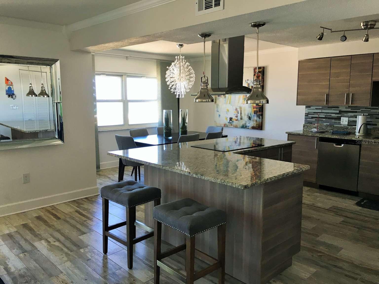 5000 GULF BLVD #303, ST PETERSBURG, FL, 33706