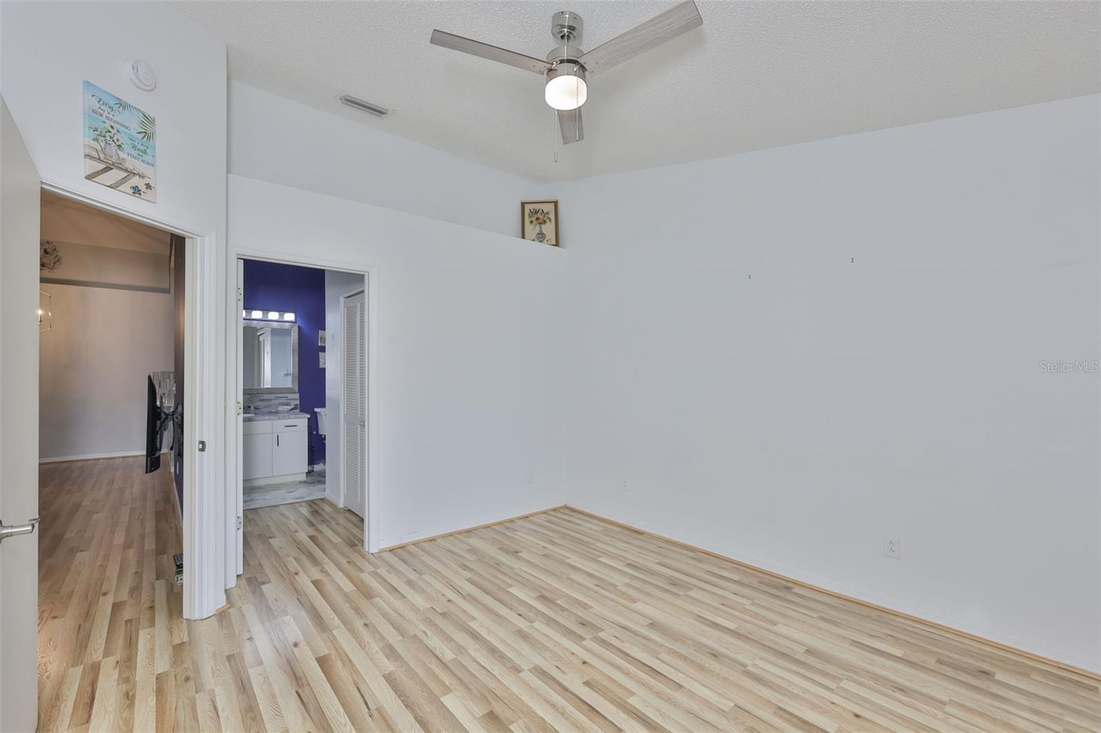 2020 NANTUCKET DR, SUN CITY CENTER, FL, 33573