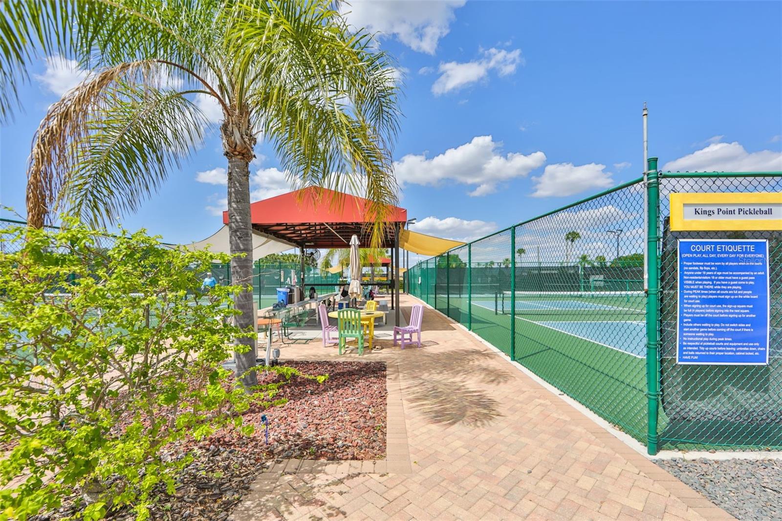2020 NANTUCKET DR, SUN CITY CENTER, FL, 33573