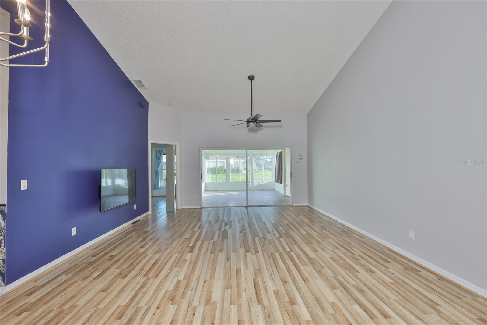 2020 NANTUCKET DR, SUN CITY CENTER, FL, 33573
