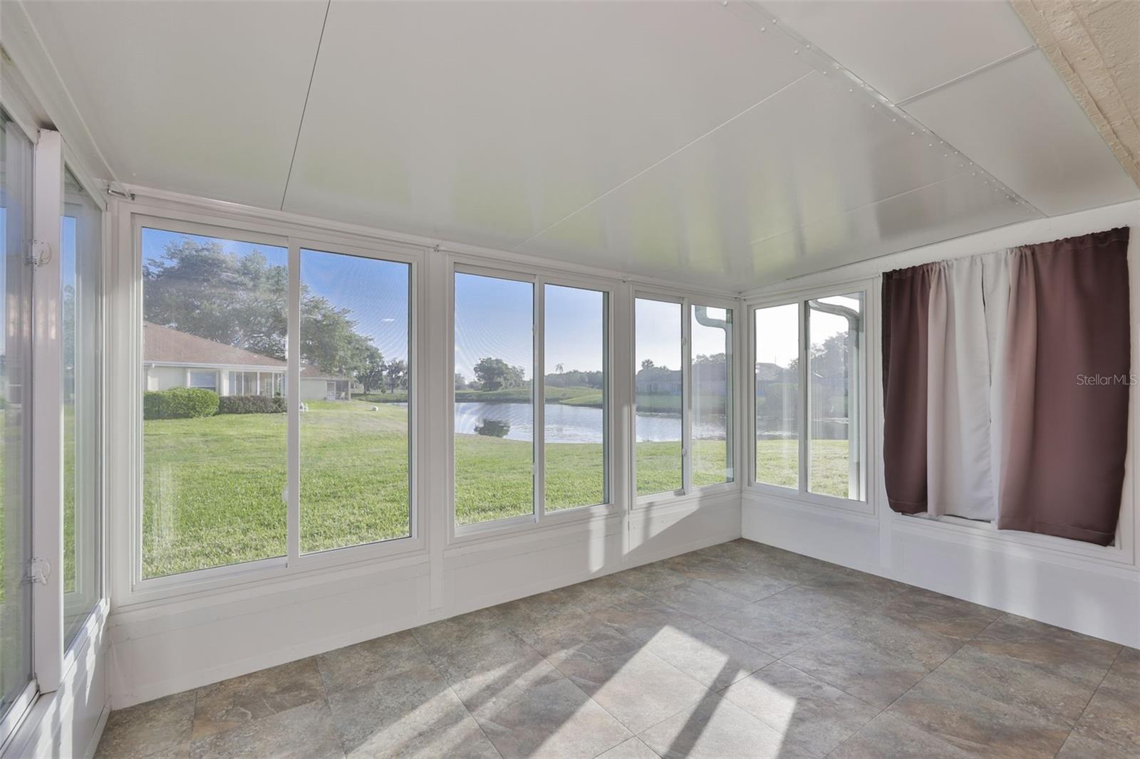 2020 NANTUCKET DR, SUN CITY CENTER, FL, 33573