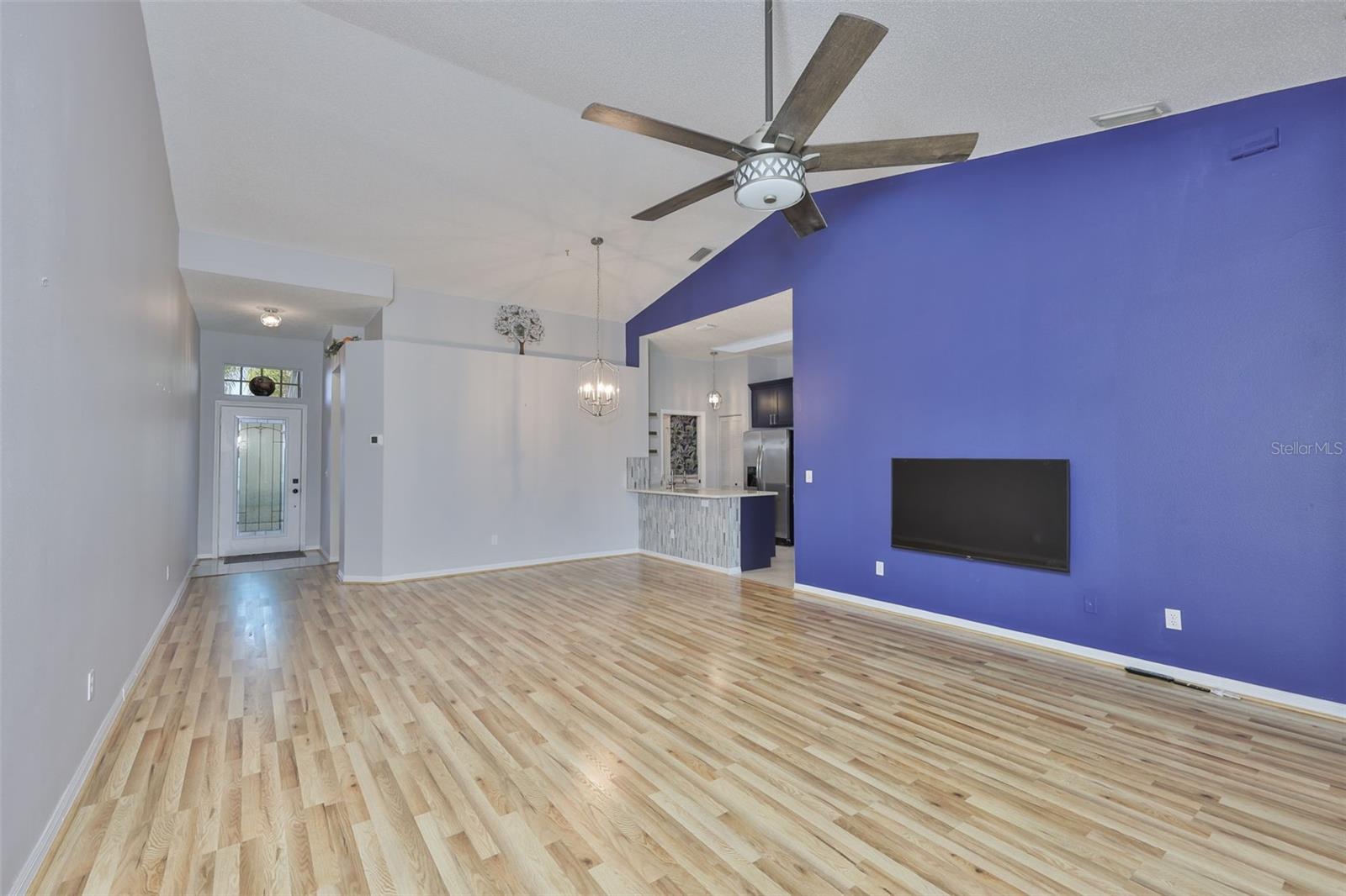 2020 NANTUCKET DR, SUN CITY CENTER, FL, 33573