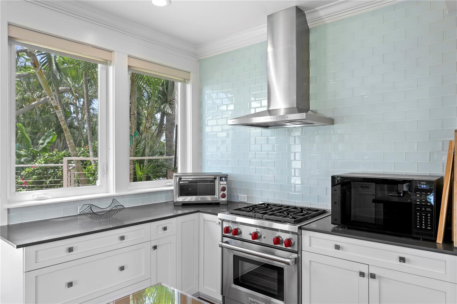 1803 BEACH DR SE, ST PETERSBURG, FL, 33705