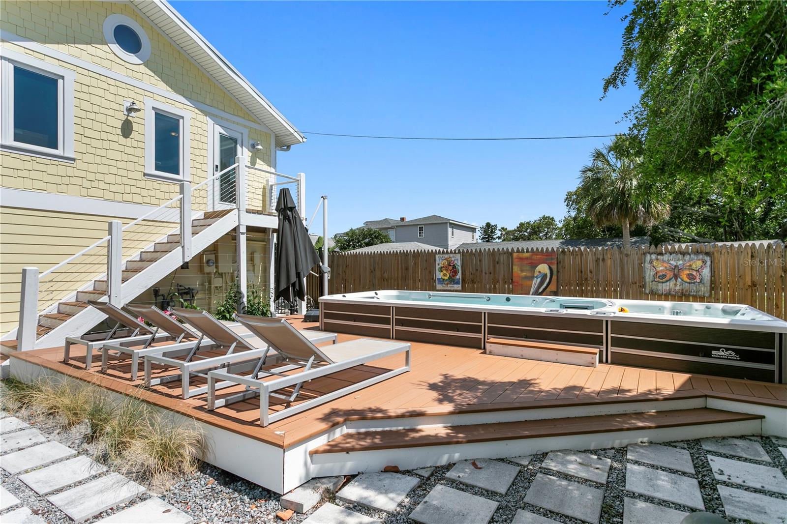 1803 BEACH DR SE, ST PETERSBURG, FL, 33705