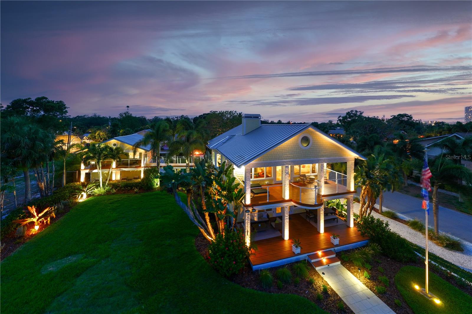 1803 BEACH DR SE, ST PETERSBURG, FL, 33705