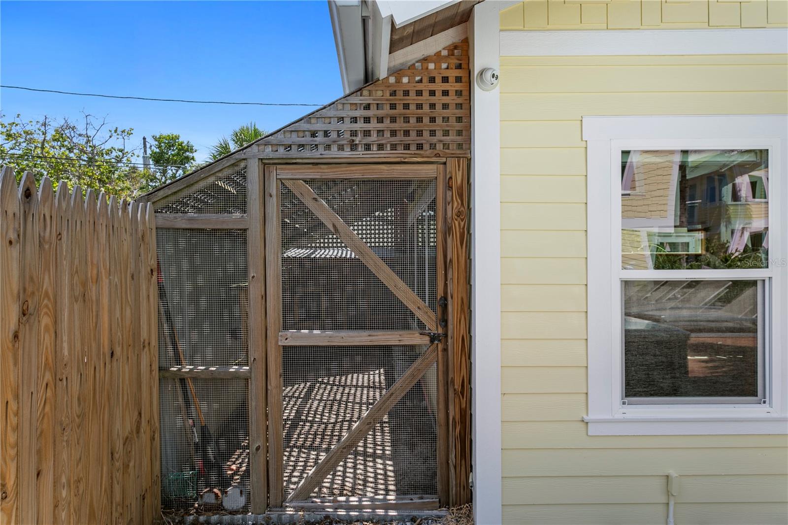 1803 BEACH DR SE, ST PETERSBURG, FL, 33705