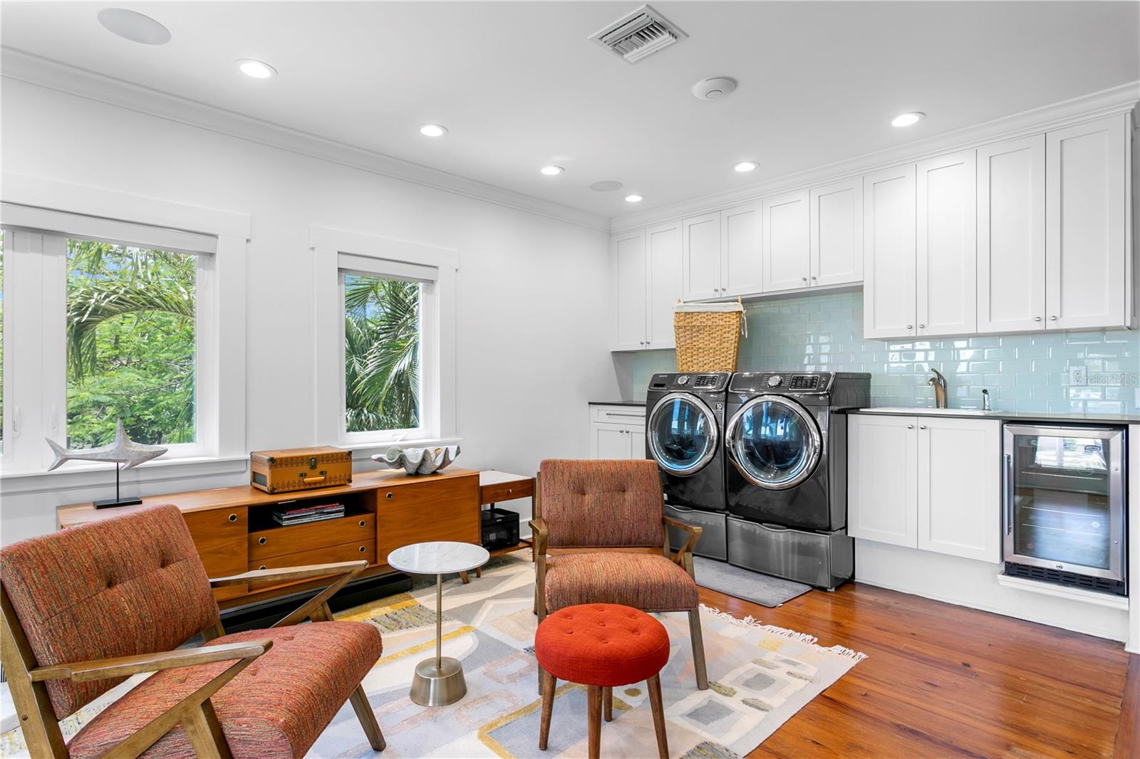 1803 BEACH DR SE, ST PETERSBURG, FL, 33705
