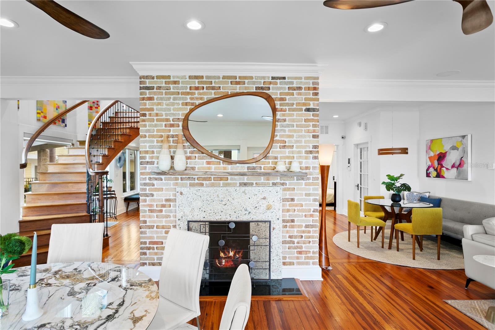 1803 BEACH DR SE, ST PETERSBURG, FL, 33705