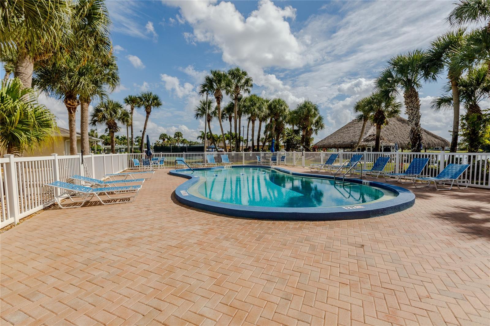 2100 KINGS HIGHWAY BLVD #137, PUNTA GORDA, FL, 33980