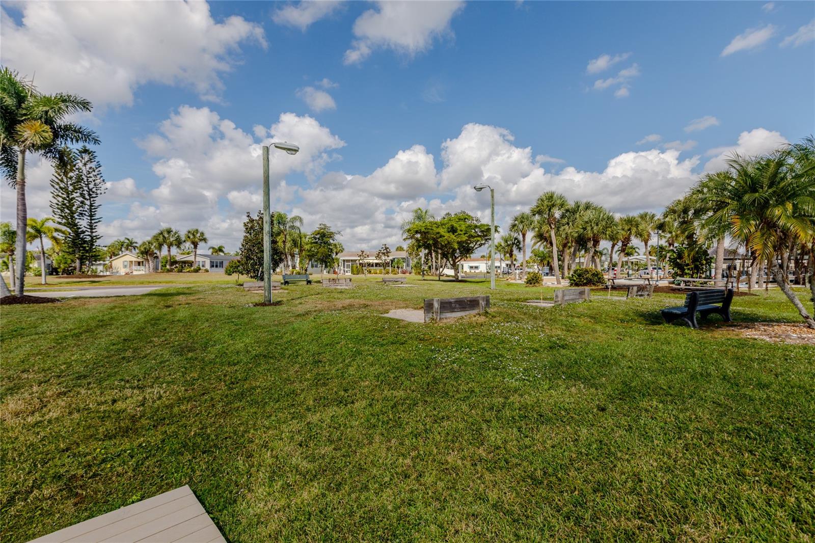 2100 KINGS HIGHWAY BLVD #137, PUNTA GORDA, FL, 33980