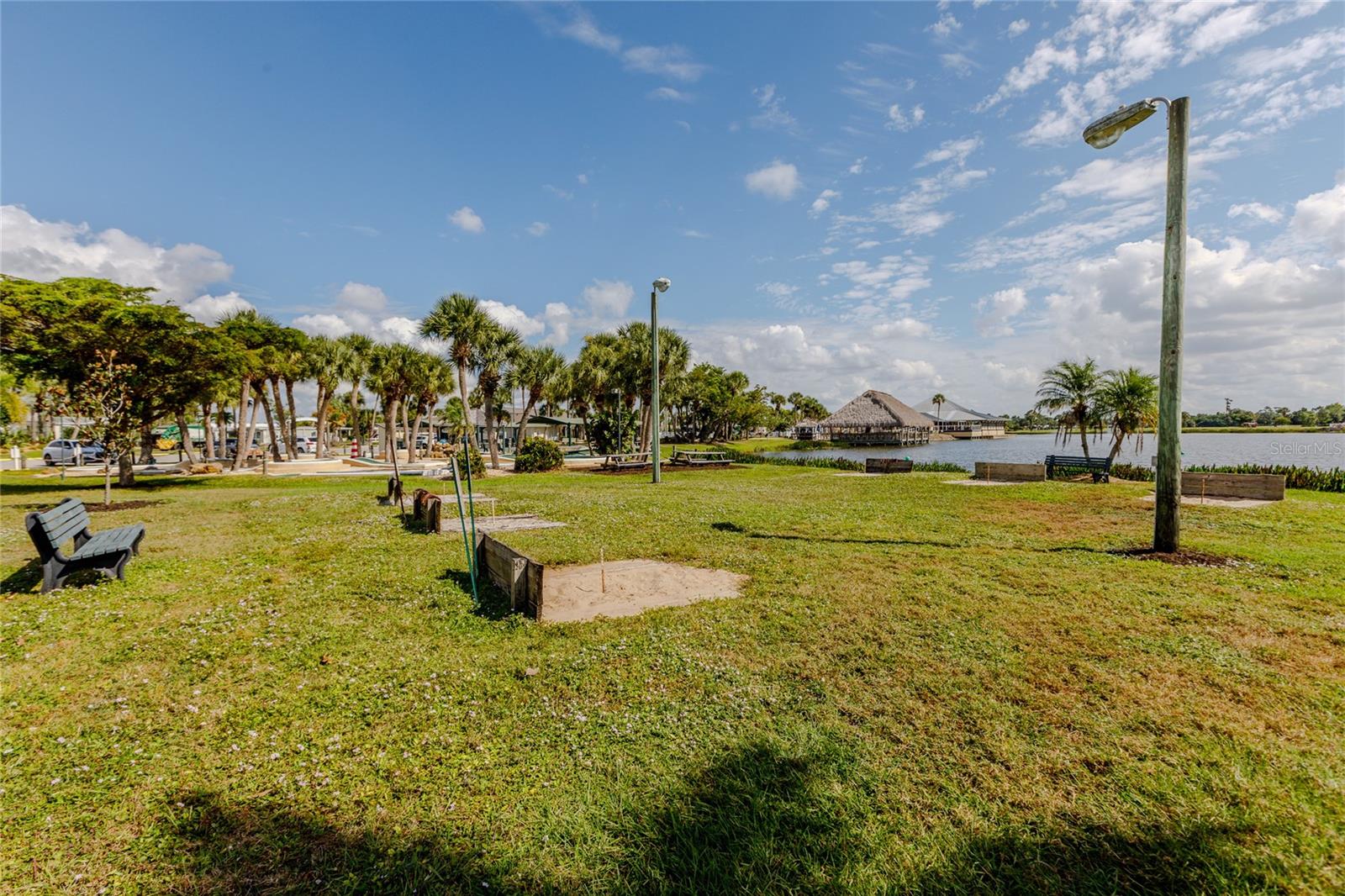 2100 KINGS HIGHWAY BLVD #137, PUNTA GORDA, FL, 33980
