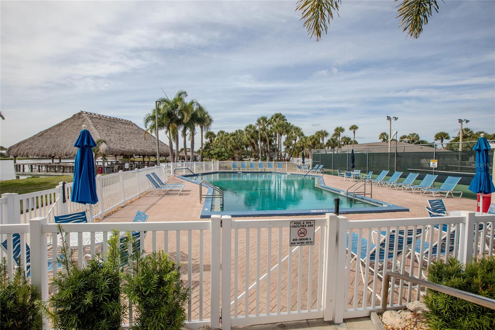 2100 KINGS HIGHWAY BLVD #137, PUNTA GORDA, FL, 33980