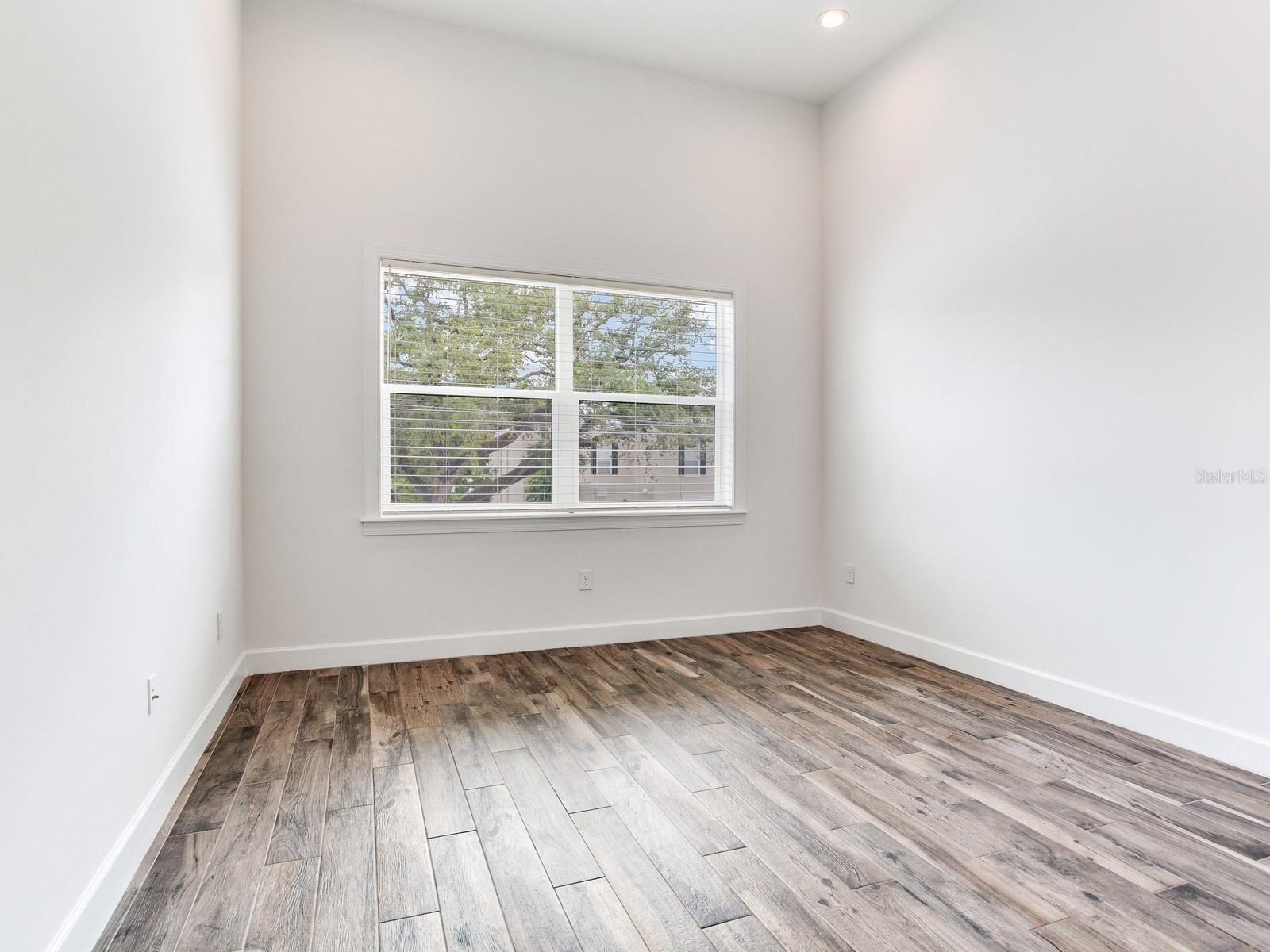4413 W GRAY ST #2, TAMPA, FL, 33609
