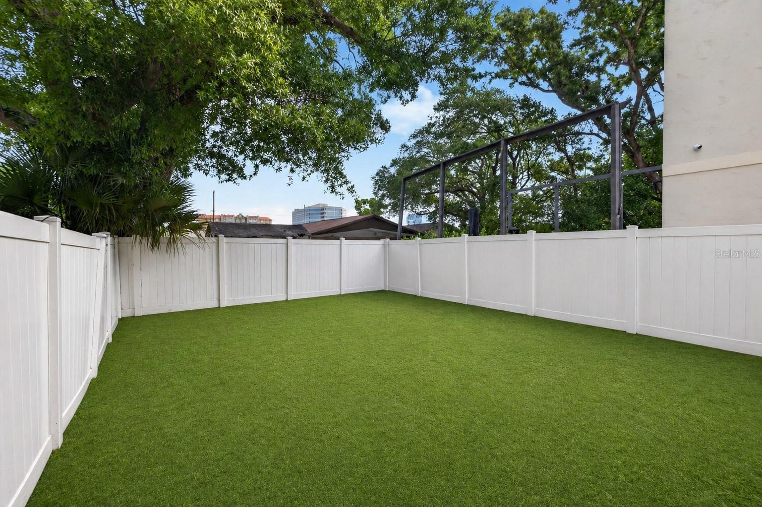 4413 W GRAY ST #2, TAMPA, FL, 33609